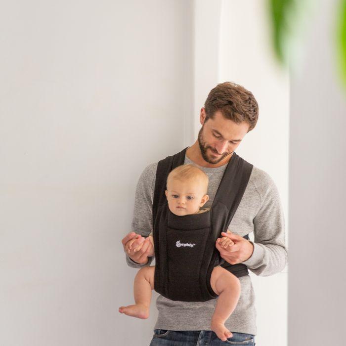 ergobaby-babywearing-dads